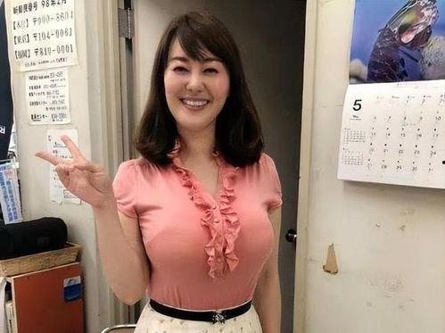 日美女主播太,魅力四射的主持风采与人生历程